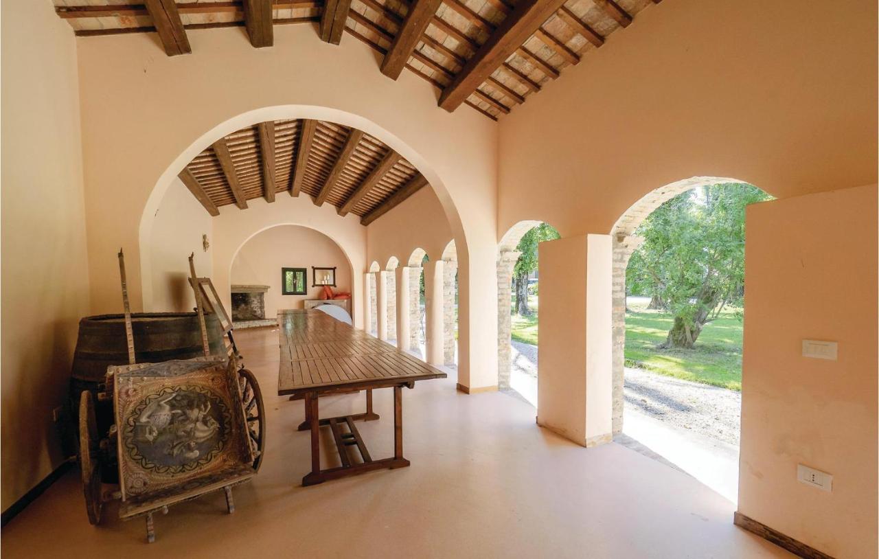 2 Bedroom Awesome Home In Taglio Di Po Ro Porto Viro Kültér fotó