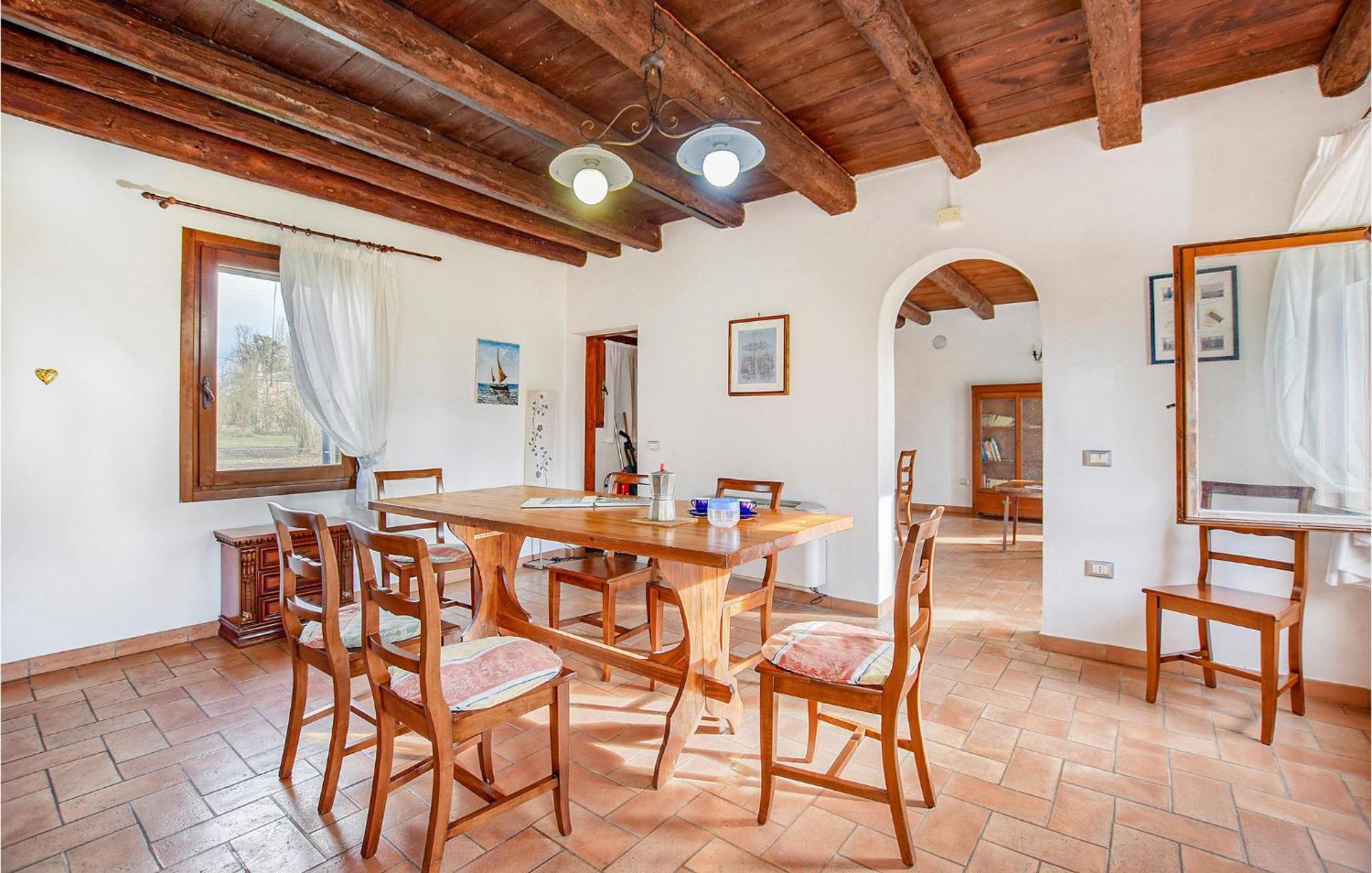 2 Bedroom Awesome Home In Taglio Di Po Ro Porto Viro Kültér fotó